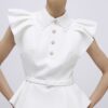 Vit topp med volangärmar och diamantbesatt peplum