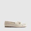 Vita loafers med charmiga rosetter