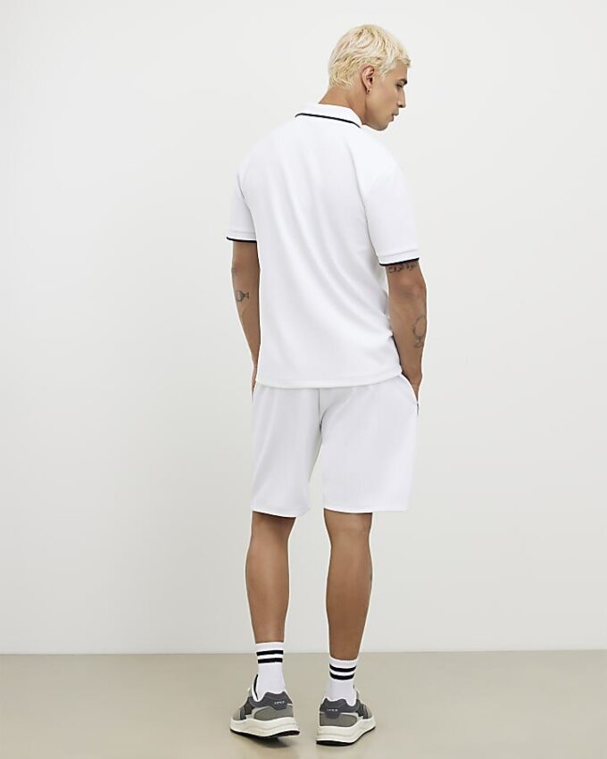 Vita slim fit-shorts med texturerade kanter